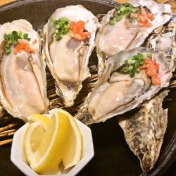 Oysters (raw or steamed) / (1 each)