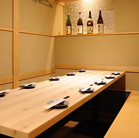 We have private rooms for small groups.If you want a very popular private room with a limited number, reservation is required ★ Semi-private rooms are also available, so please contact us!