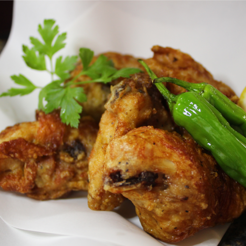 Deep-fried chicken thighs with bones