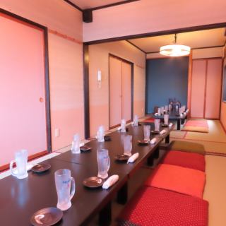 2階大広間は最大20名様でのご利用が可能です。会社宴会等で是非ご活用ください！個室・貸切でのご案内になります。