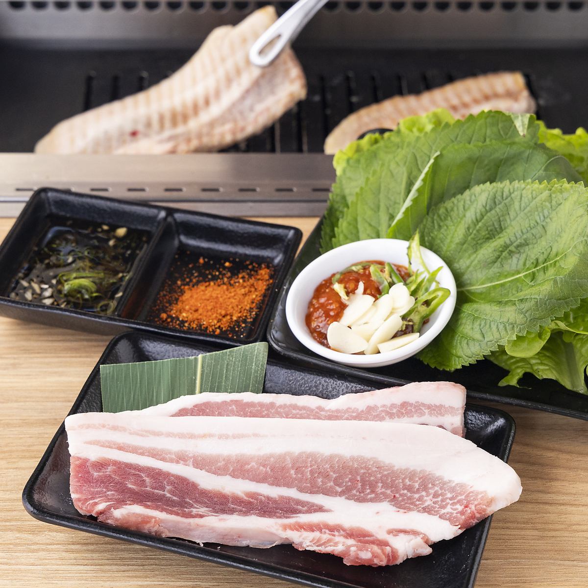 Enjoy our carefully selected meats with chadol bagi and samgyeopsal!