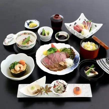 【酒桐懷石料理課程】7,500日圓 *2026年9月1日至11月30日期間有效