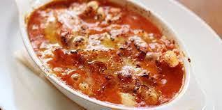 Grilled tripe with tomato stew and cheese
