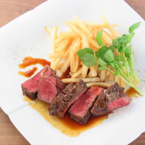 Domestic beef fillet steak 120g ~ Poivre sauce ~