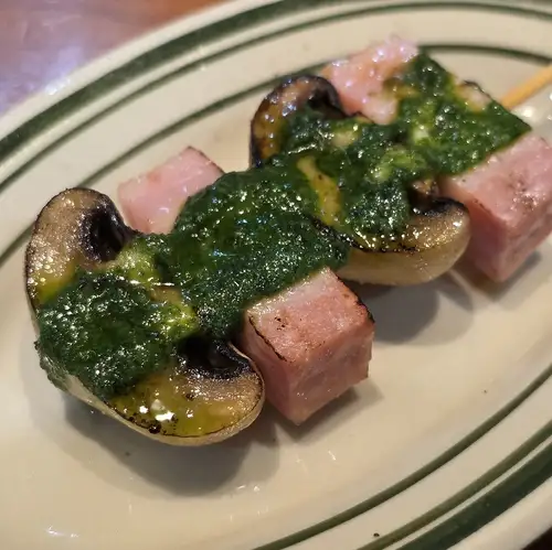 ベーコンとマッシュルームの串 一本