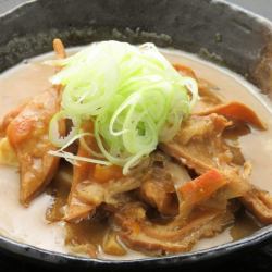 自家製もつ煮込み