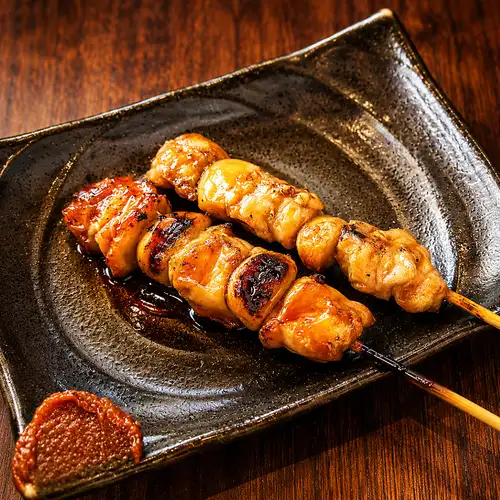 鶏ももにんにく串（1本）