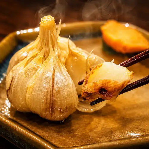 にんにくの丸揚げ