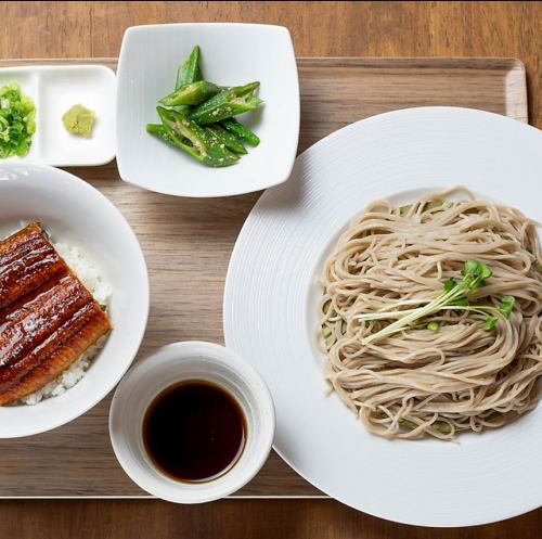 【ランチセットでお得にお蕎麦と丼ものを味う】