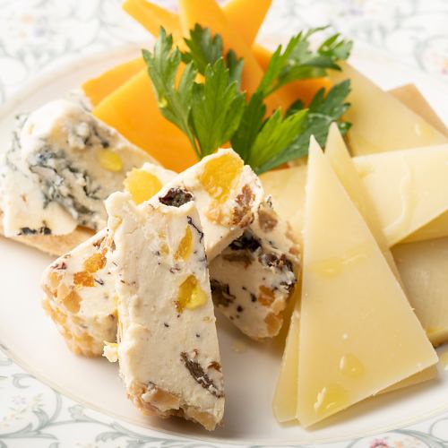 Recommended cheese platter