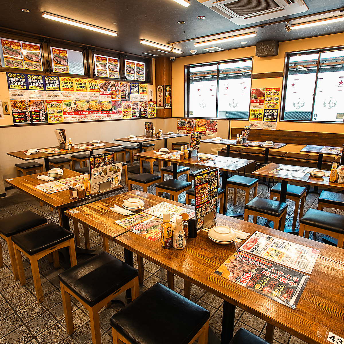 最大100人まで貸切可能の当店で特別なお時間をお過ごしください