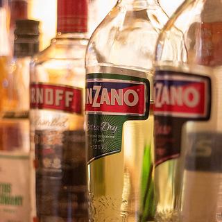 All-you-can-drink is also available.