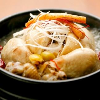 Chinese medicine chicken hot water (homemade)
