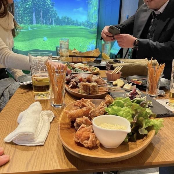 【이케부쿠로에 어른의 놀이터가 뉴 오픈】2021년 12월 10일에 골프 시뮬레이션 바가 오픈.골프 좋아하는 것은 물론, 스포츠 바로서 음식만 이용도 가능합니다.부담없이 들러주세요.