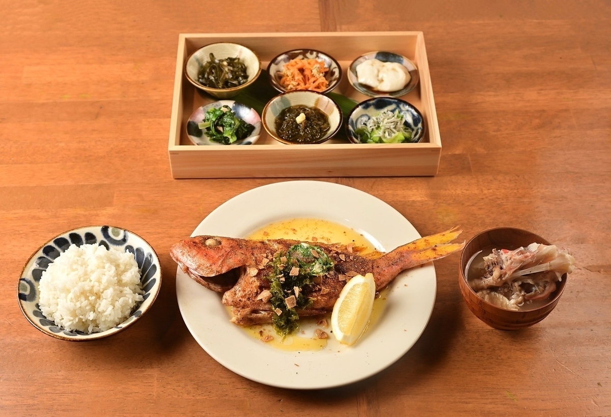 ご家族での食事にも◎ゆったりお座敷なのでお子様連れにピッタリ