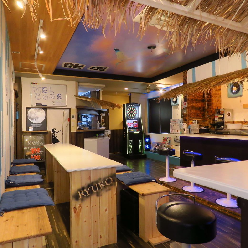 海の家風のゆる空間でサク飲みも宴会も◎料理＆ドリンクは高コスパ！