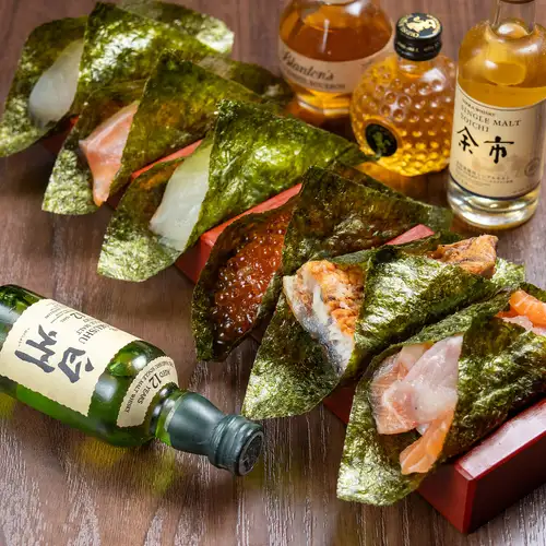 お酒に合う料理を多数ご用意しております。