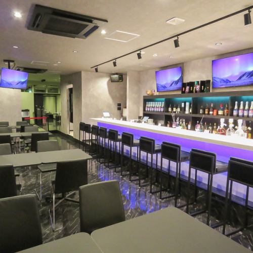 A must-see for those who want to enjoy drinking and golf at the same time! All-you-can-drink available!