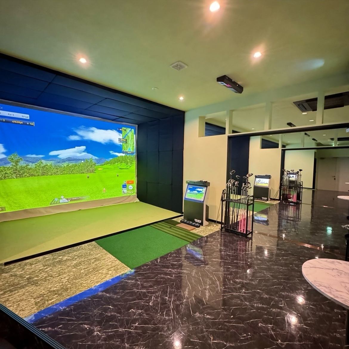 シュミレーションゴルフにカラオケ、ゲーム、バー利用も大歓迎！