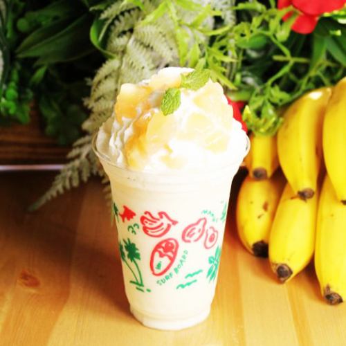 Peach yogurt smoothie