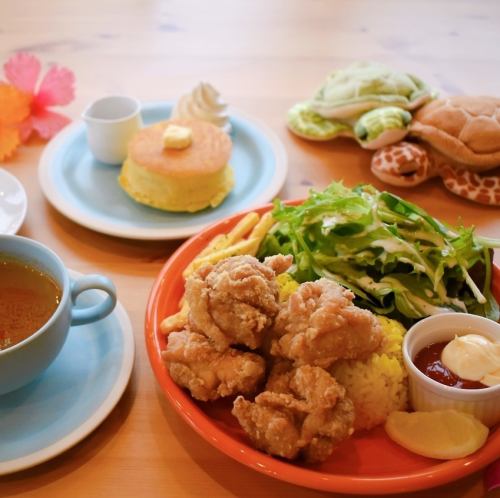 Lunch plate set fried chicken