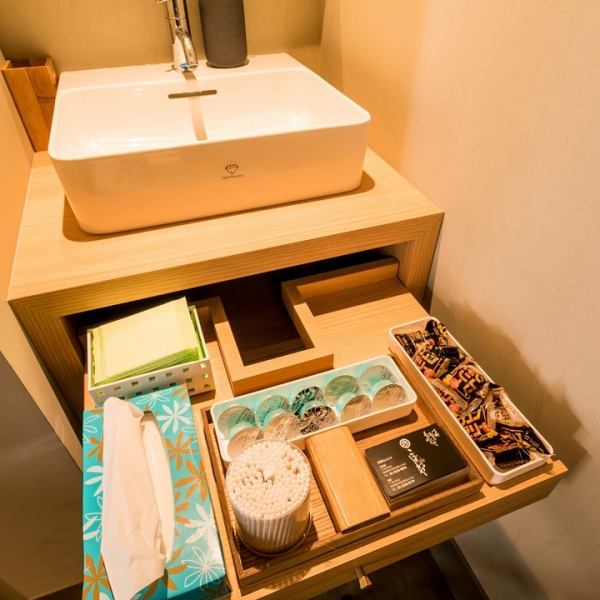 We have a variety of amenities to satisfy and relax our female customers.