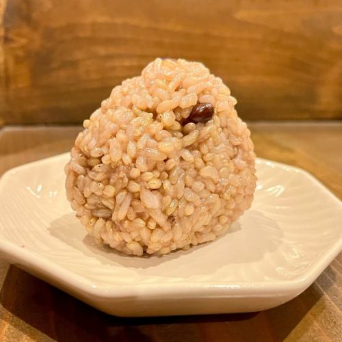 It has a chewy texture that you wouldn't believe is brown rice.