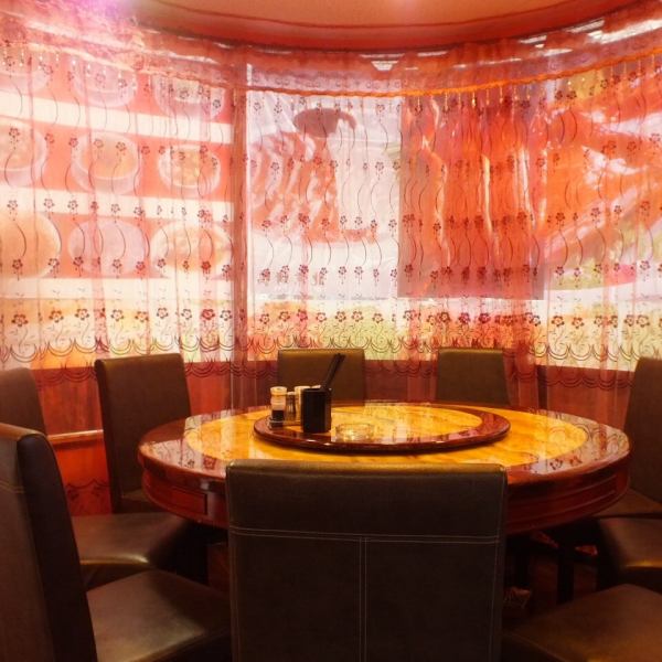 The decoration inside the store is laid out in consideration of the atmosphere of a genuine Chinese liquor store.Our restaurant itself is not a high threshold restaurant, but please enjoy your meal in the atmosphere of a full-fledged Chinese court.