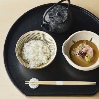 鯛 ごまだれ出汁茶漬け