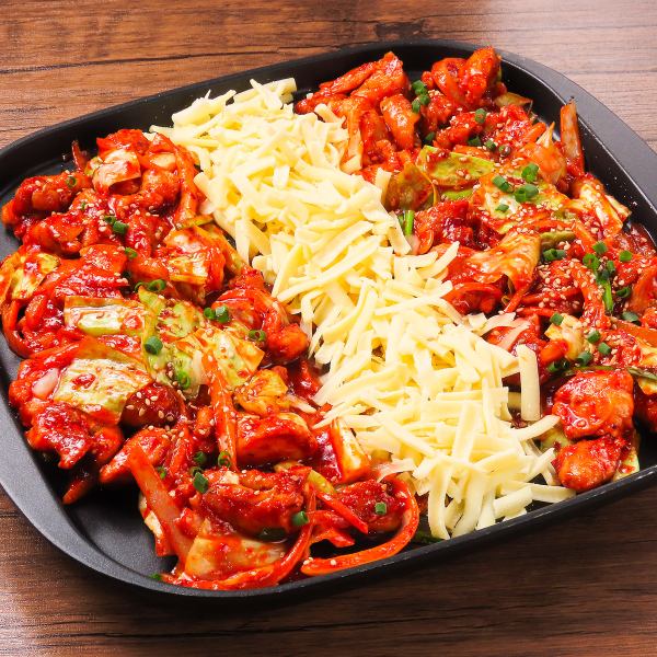 韓国料理の定番「チーズタッカルビ」