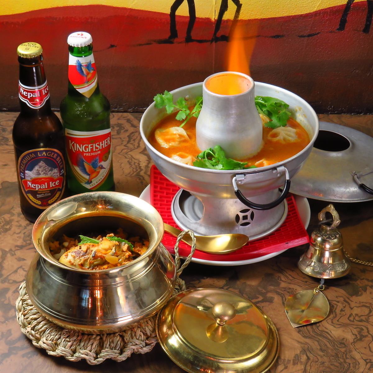 南アジア料理を中心とした豪勢で豊富なランチを楽しめます！