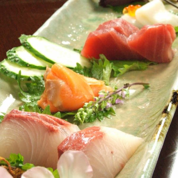 Assortment of 3 sashimi