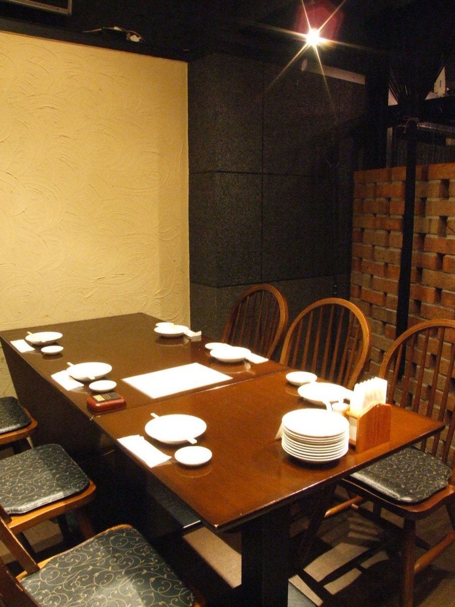 Local products, sake, and shochu are also available! Private rooms that can accommodate up to 2 people are available!