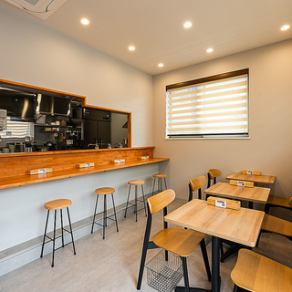 コース・セットご予約の方に限り、40000円(税込)以上で6～10名様まで貸切宴会も可能です！