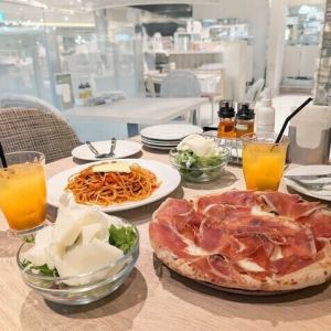 削りたてロディジャーノサラダ＋お好きなピッツァかパスタ1品