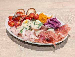 前菜の盛り合わせ