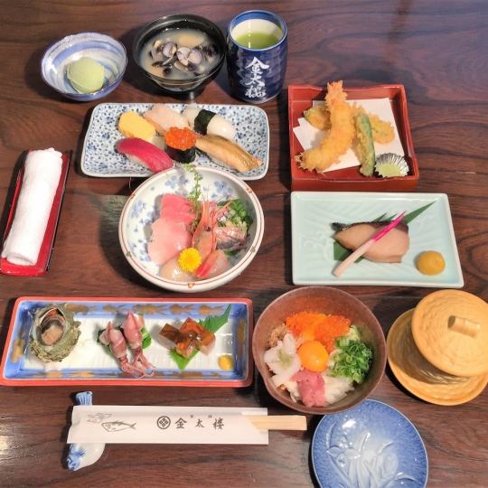 金太郎寿司推荐9道菜套餐 5,500日元（不含税）