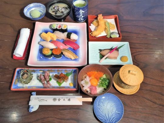 満足！金太楼鮨「豪華お寿司品コース」5500円（税別）