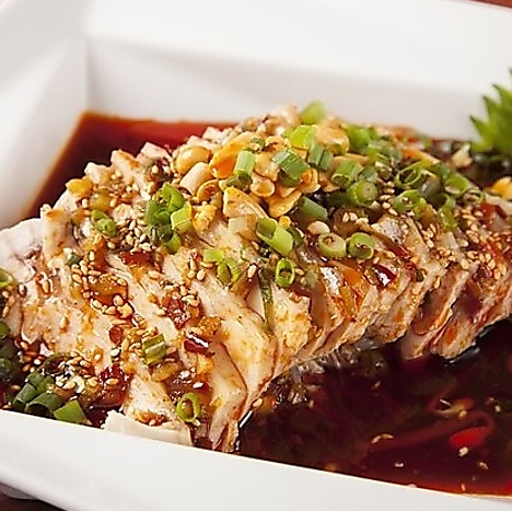 伝統的四川口水鶏（よだれ鶏）