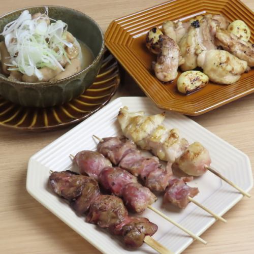 「串と串なし」が選べる至高の【焼き鳥】★部位ごとに焼き加減を調整し、じっくり焼き上げた絶妙の食感を！