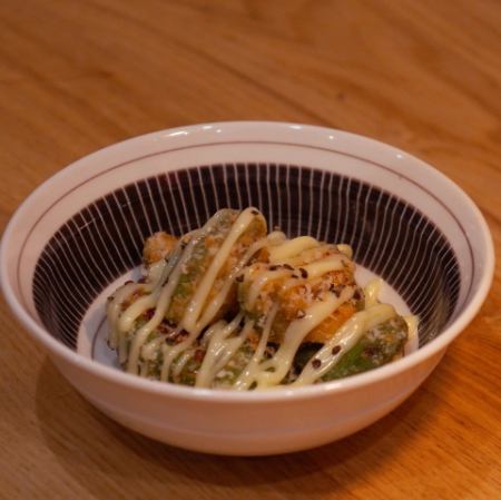 アボカドの唐揚げ