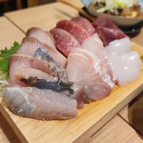 The owner selects fresh fish that changes with the seasons! The firmness of the flesh and the amount of fat are exquisite★ Enjoy seasonal seafood with our [Seasonal Fresh Fish Sashimi]