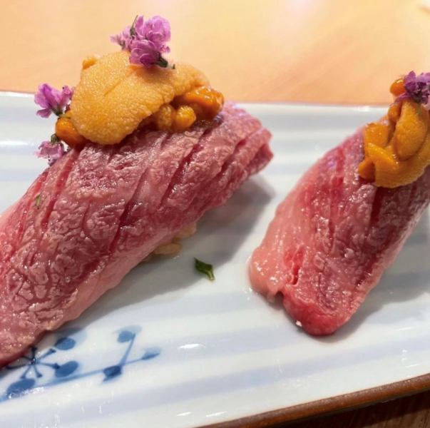 【1個100日元起！30種以上的壽司！】海膽、藍鰭金槍魚等全套壽司菜單♪