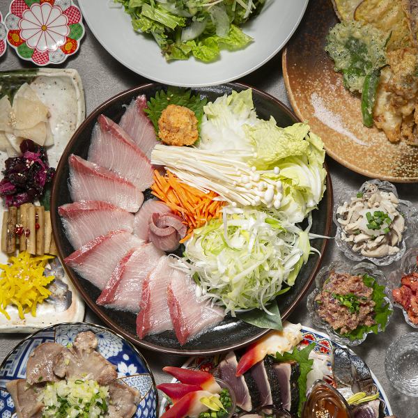 カンパチのしゃぶしゃぶと鮮魚5種を堪能。生ビール等3H飲放付の全8品4800円。ご予約はお早めに◎