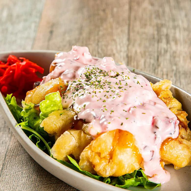 チキン南蛮 ～自家製柴漬け入りピンクのタルタル～