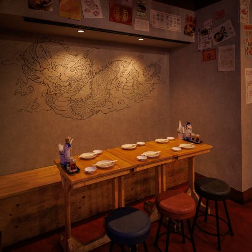 フォトジェニックな居酒屋
