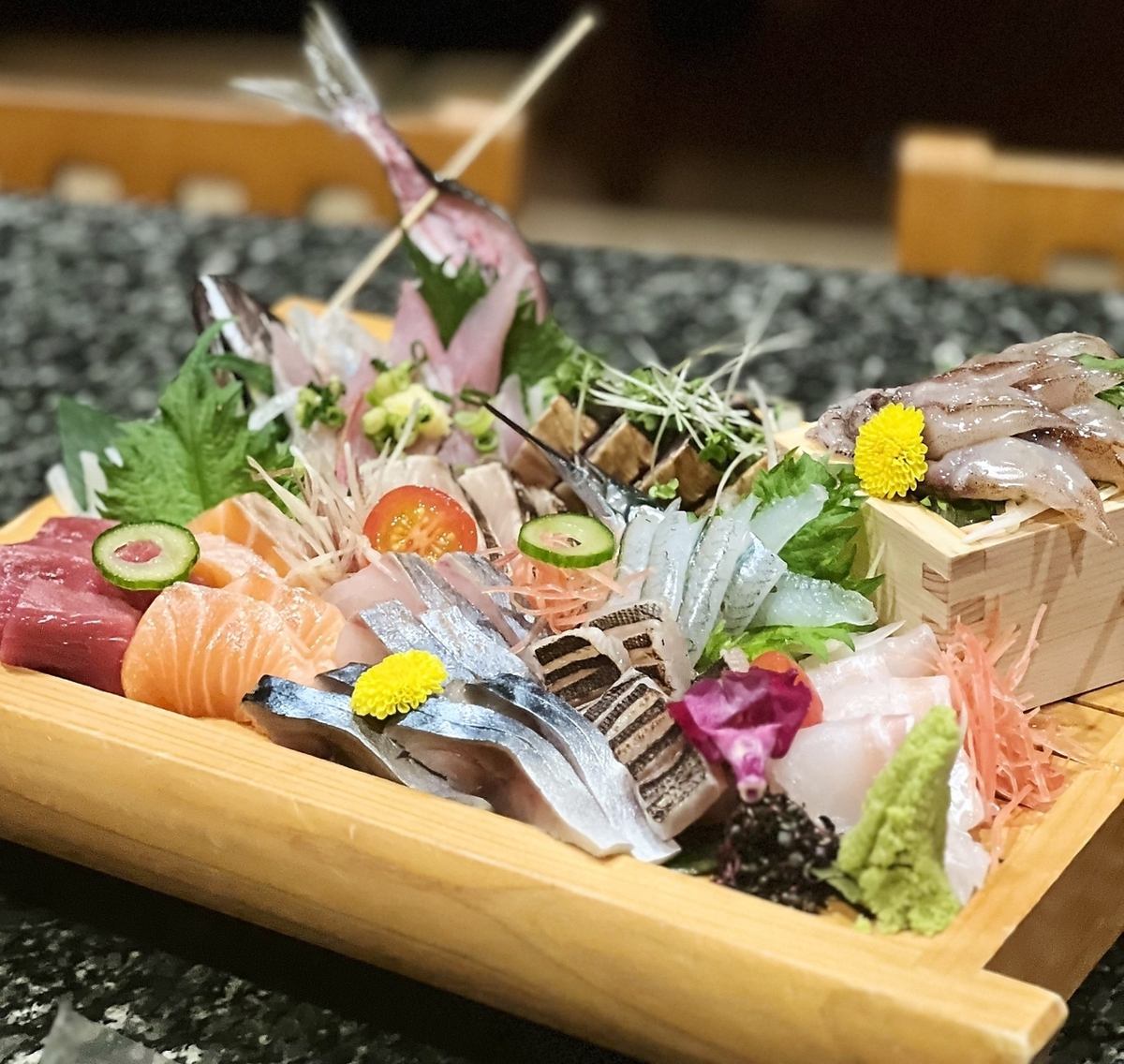 The owner's pride is the ikizukuri of fresh fish in a fish tank, and the taste and appearance are sure to please!