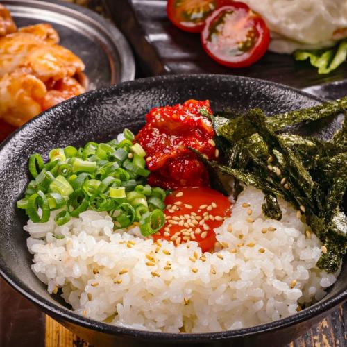 고기 동행에는 빠뜨릴 수없는 밥 ♪ 약간의 궁리로 행복의 일품