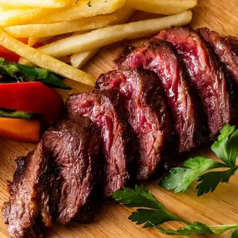 生ビール付『肉匠コース』アンガス牛&ローストビーフ食べ放題 全9品 2H飲み放題付 5500⇒4500円