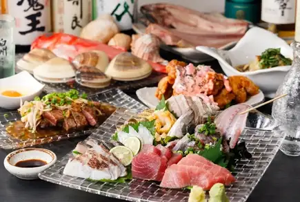 【忘新年会】90分飲放付◆港直送刺身3点盛や寄せ鍋楽しむ梅シンプルコース5500円(税込)